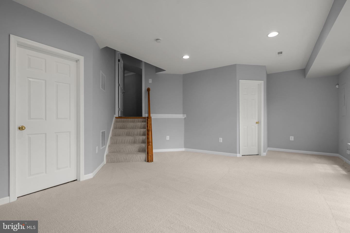 17504 CAJUN CT, DUMFRIES, Virginia 22025, 3 Bedrooms Bedrooms, ,2 BathroomsBathrooms,Residential,For sale,17504 CAJUN CT,VAPW2095494 MLS # VAPW2095494