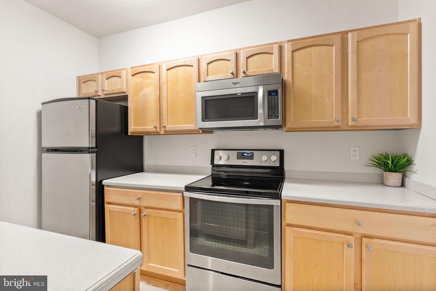 12160 PENDERVIEW TER #1103, FAIRFAX, Virginia 22033, 2 Bedrooms Bedrooms, ,1 BathroomBathrooms,Residential,For sale,12160 PENDERVIEW TER #1103,VAFX2243016 MLS # VAFX2243016