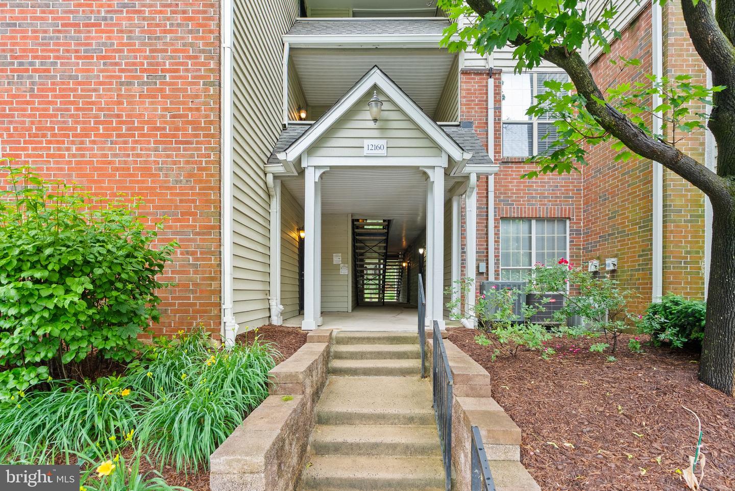 12160 PENDERVIEW TER #1103, FAIRFAX, Virginia 22033, 2 Bedrooms Bedrooms, ,1 BathroomBathrooms,Residential,For sale,12160 PENDERVIEW TER #1103,VAFX2243016 MLS # VAFX2243016