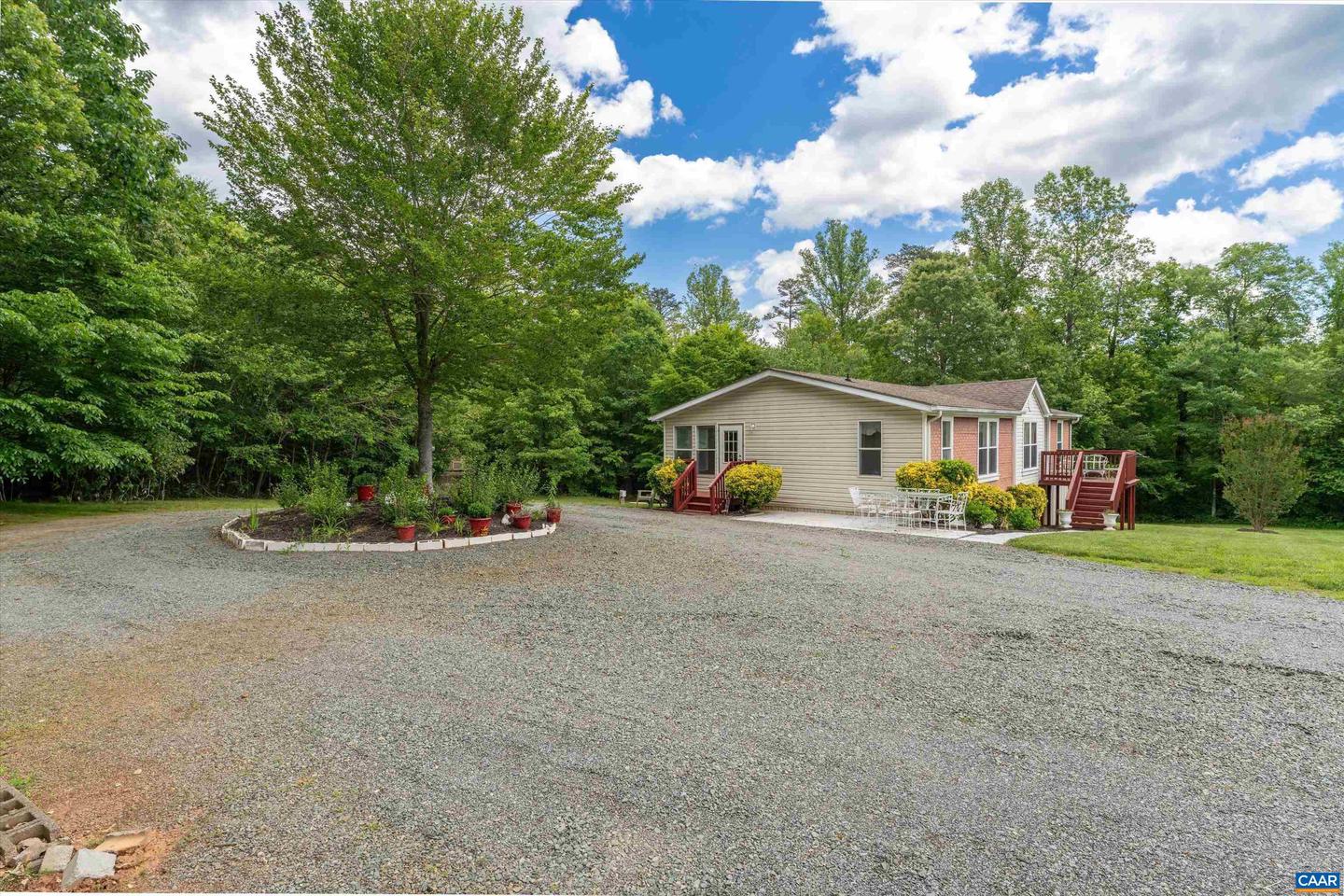 2547 PONDEROSA TRL, CHARLOTTESVILLE, Virginia 22903, 3 Bedrooms Bedrooms, ,2 BathroomsBathrooms,Residential,For sale,2547 PONDEROSA TRL,664929 MLS # 664929