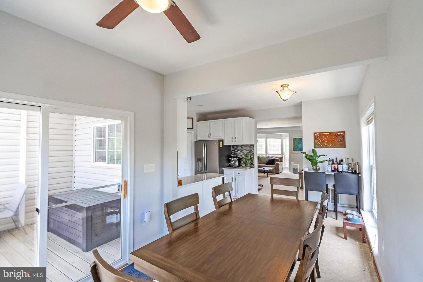222 HAWKS VIEW SQ SE, LEESBURG, Virginia 20175, 3 Bedrooms Bedrooms, ,2 BathroomsBathrooms,Residential,For sale,222 HAWKS VIEW SQ SE,VALO2097784 MLS # VALO2097784