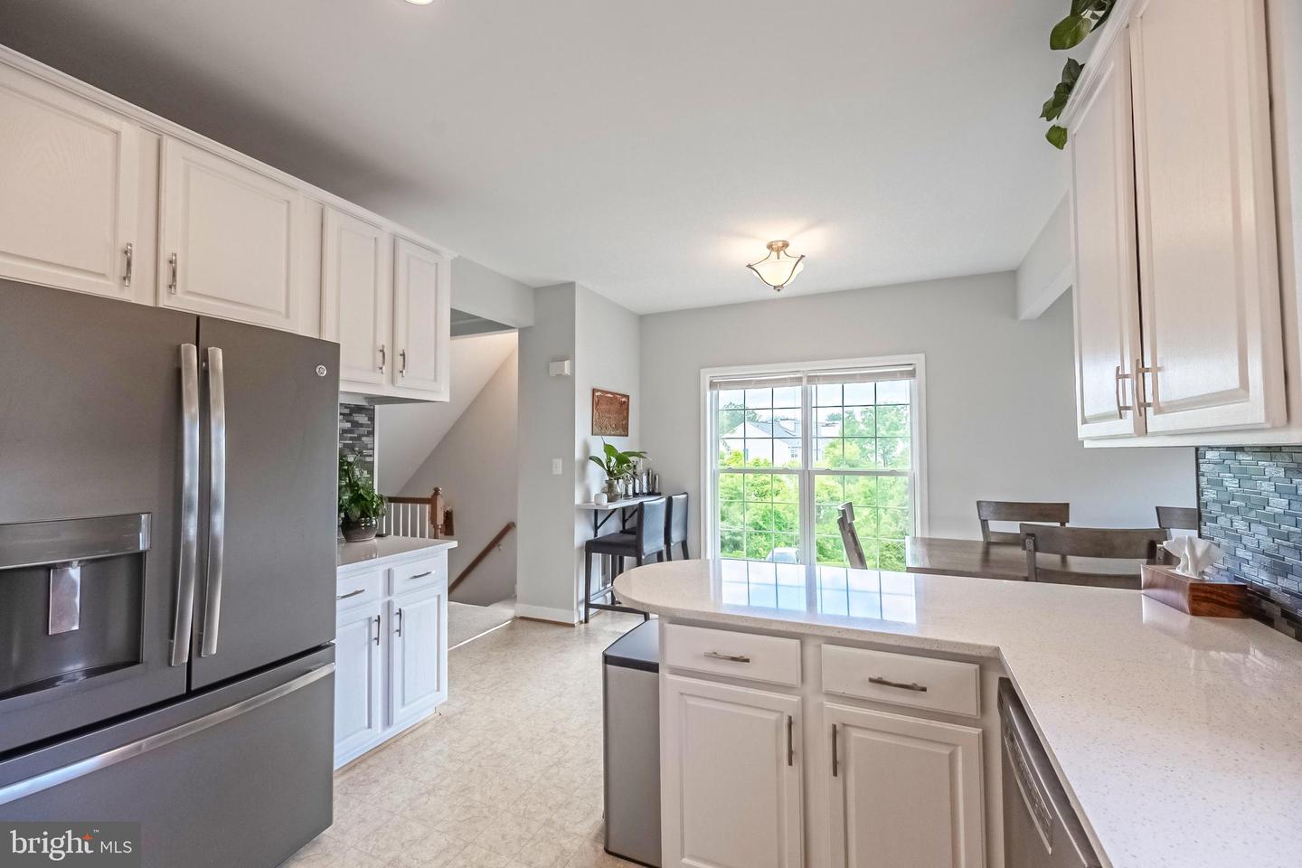 222 HAWKS VIEW SQ SE, LEESBURG, Virginia 20175, 3 Bedrooms Bedrooms, ,2 BathroomsBathrooms,Residential,For sale,222 HAWKS VIEW SQ SE,VALO2097784 MLS # VALO2097784