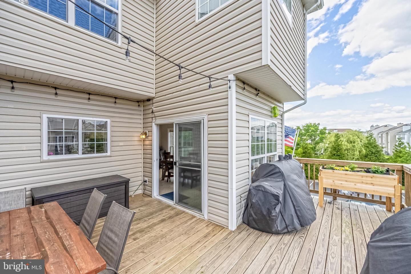 222 HAWKS VIEW SQ SE, LEESBURG, Virginia 20175, 3 Bedrooms Bedrooms, ,2 BathroomsBathrooms,Residential,For sale,222 HAWKS VIEW SQ SE,VALO2097784 MLS # VALO2097784