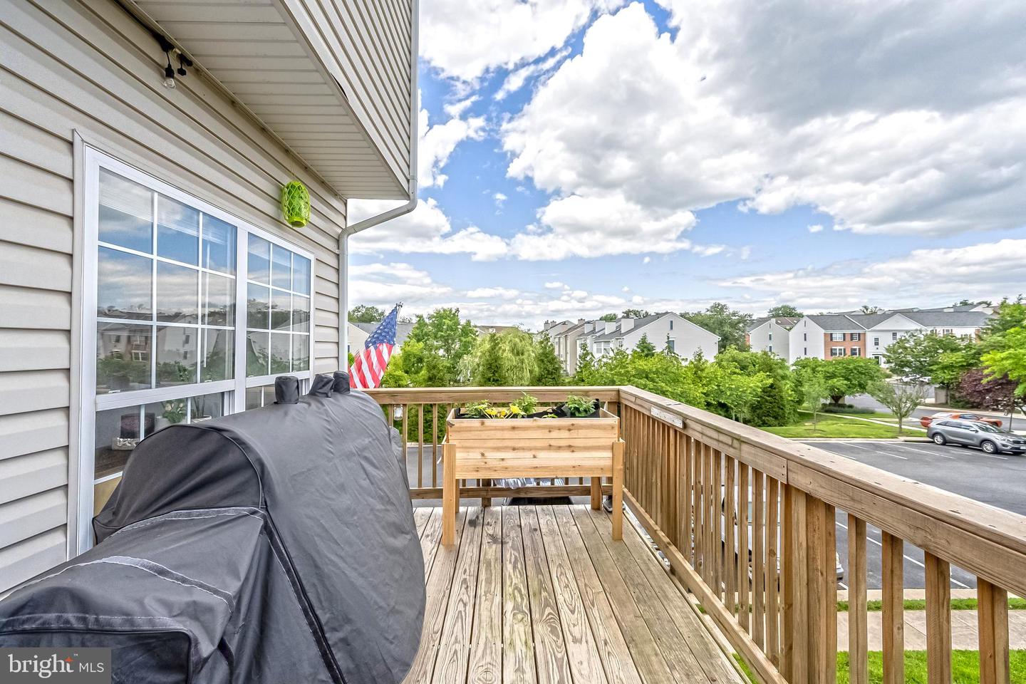 222 HAWKS VIEW SQ SE, LEESBURG, Virginia 20175, 3 Bedrooms Bedrooms, ,2 BathroomsBathrooms,Residential,For sale,222 HAWKS VIEW SQ SE,VALO2097784 MLS # VALO2097784