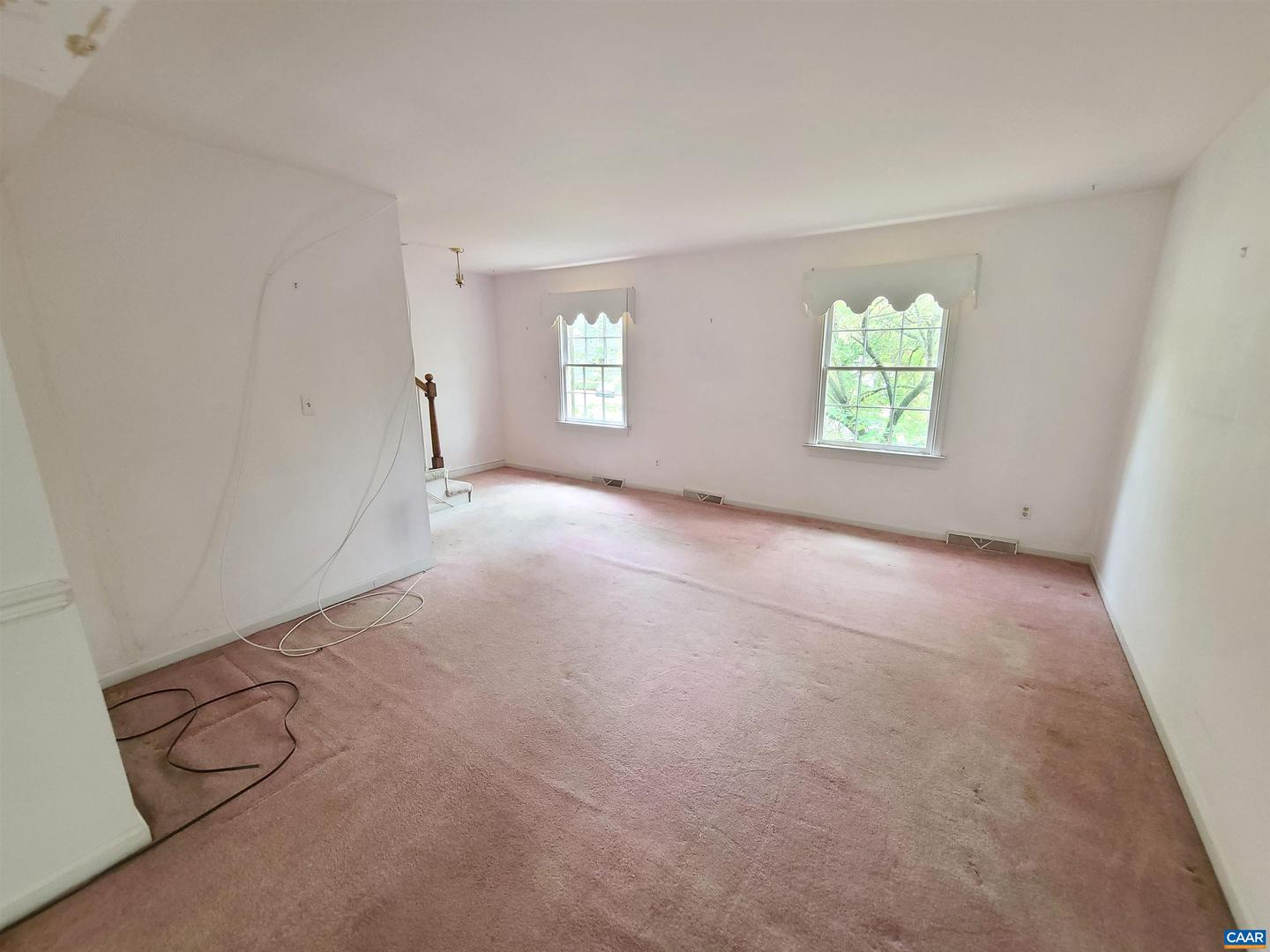 120 GEORGETOWN GREEN, CHARLOTTESVILLE, Virginia 22901, 4 Bedrooms Bedrooms, ,3 BathroomsBathrooms,Residential,For sale,120 GEORGETOWN GREEN,664959 MLS # 664959
