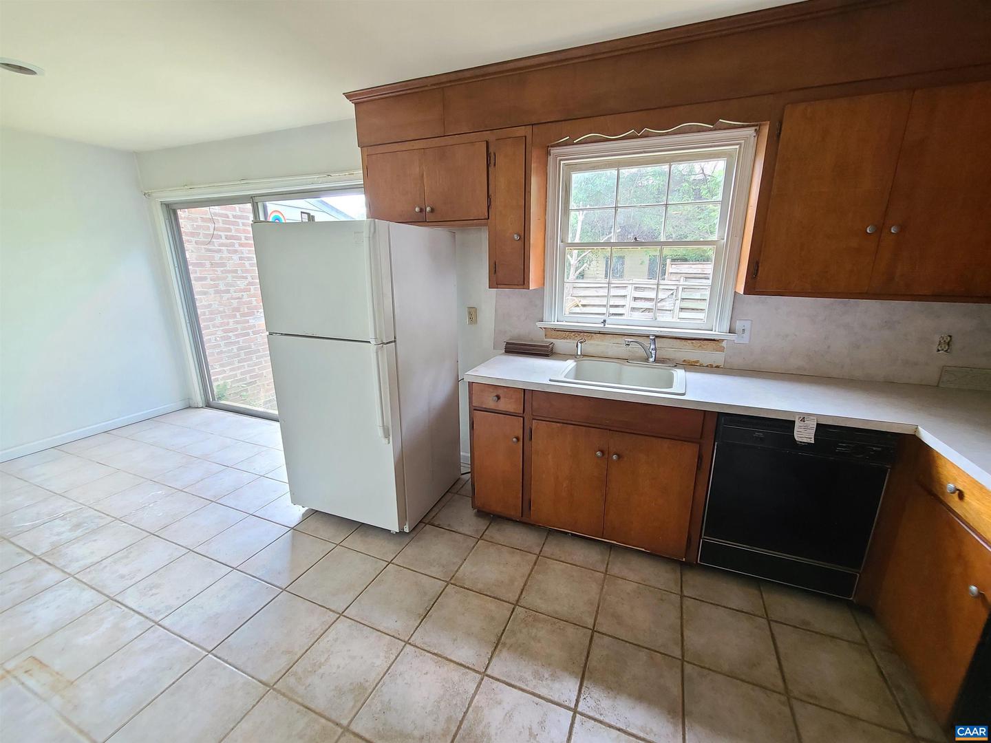 120 GEORGETOWN GREEN, CHARLOTTESVILLE, Virginia 22901, 4 Bedrooms Bedrooms, ,3 BathroomsBathrooms,Residential,For sale,120 GEORGETOWN GREEN,664959 MLS # 664959
