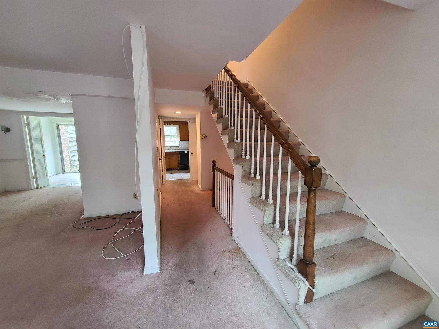 120 GEORGETOWN GREEN, CHARLOTTESVILLE, Virginia 22901, 4 Bedrooms Bedrooms, ,3 BathroomsBathrooms,Residential,For sale,120 GEORGETOWN GREEN,664959 MLS # 664959