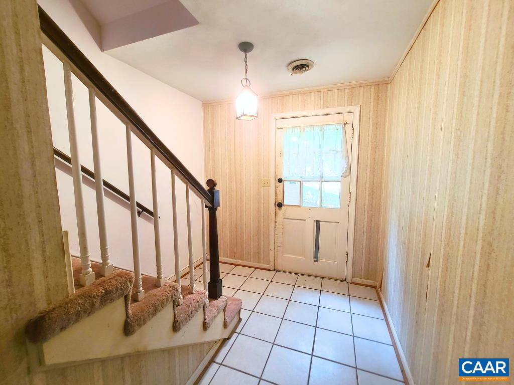 120 GEORGETOWN GREEN, CHARLOTTESVILLE, Virginia 22901, 4 Bedrooms Bedrooms, ,3 BathroomsBathrooms,Residential,For sale,120 GEORGETOWN GREEN,664959 MLS # 664959