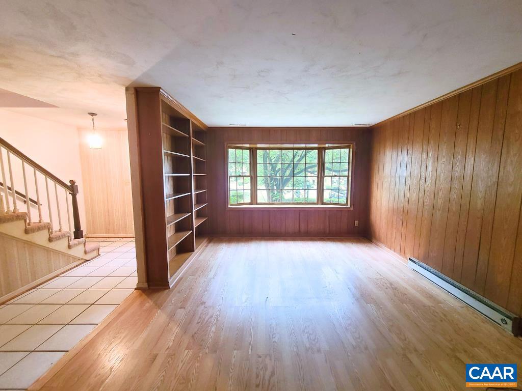 120 GEORGETOWN GREEN, CHARLOTTESVILLE, Virginia 22901, 4 Bedrooms Bedrooms, ,3 BathroomsBathrooms,Residential,For sale,120 GEORGETOWN GREEN,664959 MLS # 664959