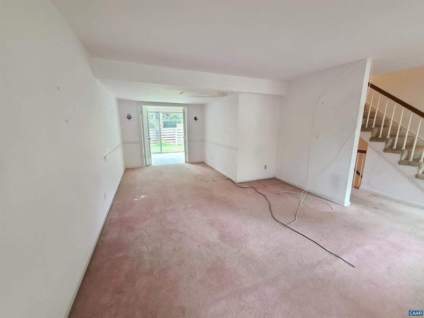 120 GEORGETOWN GREEN, CHARLOTTESVILLE, Virginia 22901, 4 Bedrooms Bedrooms, ,3 BathroomsBathrooms,Residential,For sale,120 GEORGETOWN GREEN,664959 MLS # 664959