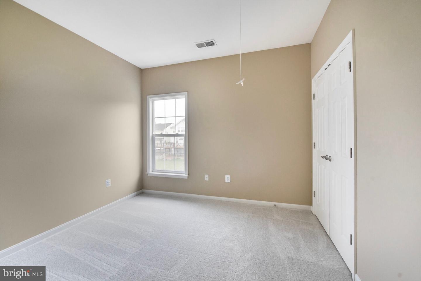 42435 IBEX DR, STERLING, Virginia 20166, 5 Bedrooms Bedrooms, ,4 BathroomsBathrooms,Residential,For sale,42435 IBEX DR,VALO2097830 MLS # VALO2097830
