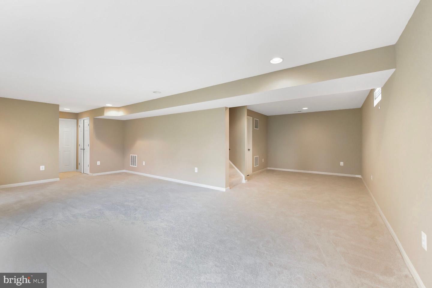 42435 IBEX DR, STERLING, Virginia 20166, 5 Bedrooms Bedrooms, ,4 BathroomsBathrooms,Residential,For sale,42435 IBEX DR,VALO2097830 MLS # VALO2097830