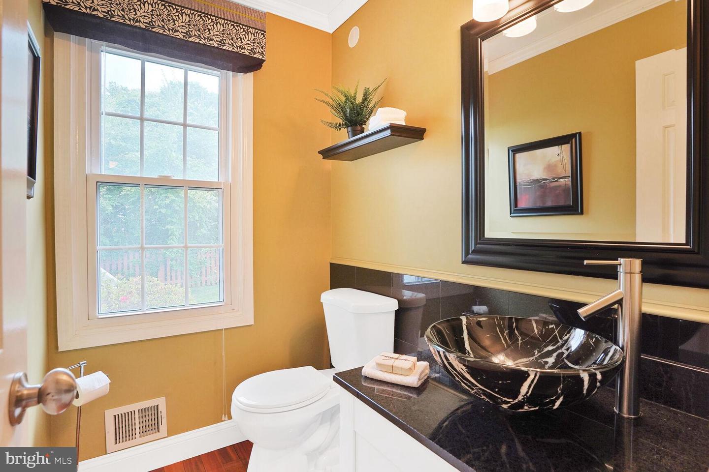 6034 BURNSIDE LANDING DR, BURKE, Virginia 22015, 4 Bedrooms Bedrooms, ,3 BathroomsBathrooms,Residential,For sale,6034 BURNSIDE LANDING DR,VAFX2243154 MLS # VAFX2243154