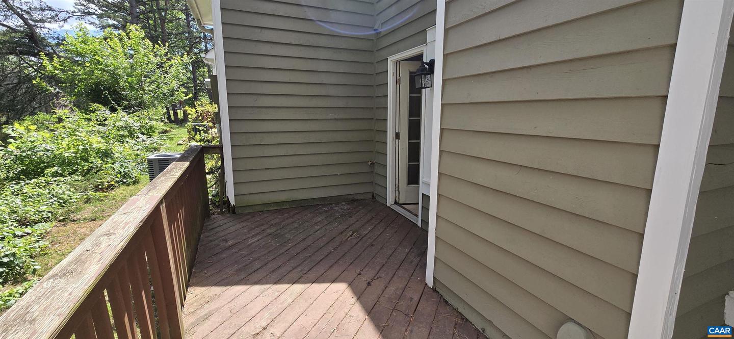 1273 CLIFDEN GREENE, CHARLOTTESVILLE, Virginia 22901, 3 Bedrooms Bedrooms, ,2 BathroomsBathrooms,Residential,For sale,1273 CLIFDEN GREENE,664963 MLS # 664963