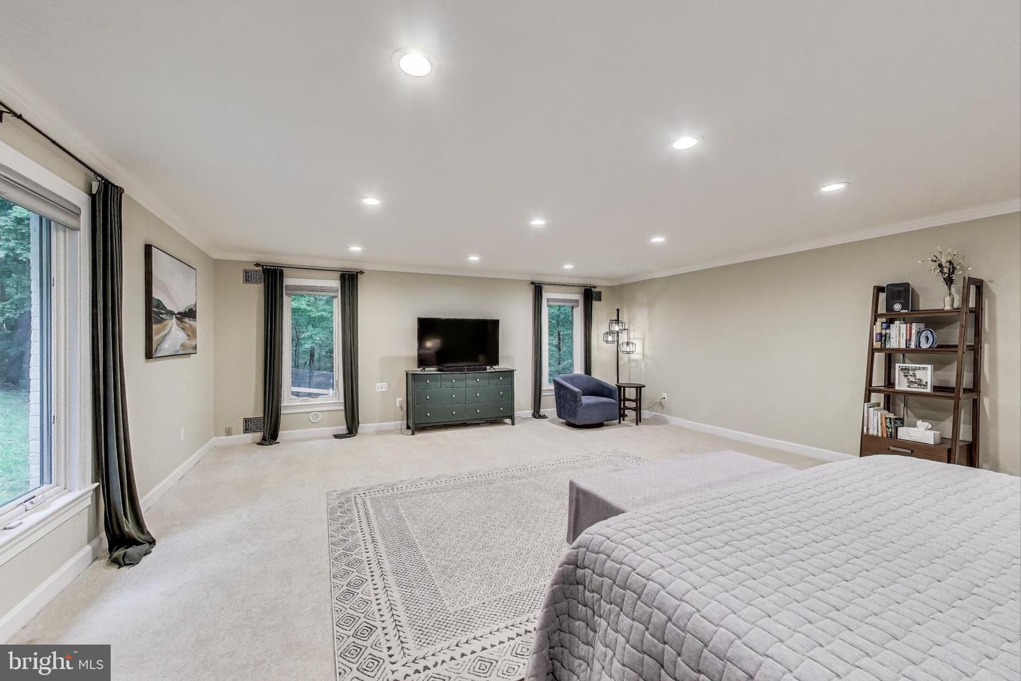 7007 CLIFTON RD, CLIFTON, Virginia 20124, 3 Bedrooms Bedrooms, ,2 BathroomsBathrooms,Residential,For sale,7007 CLIFTON RD,VAFX2243194 MLS # VAFX2243194