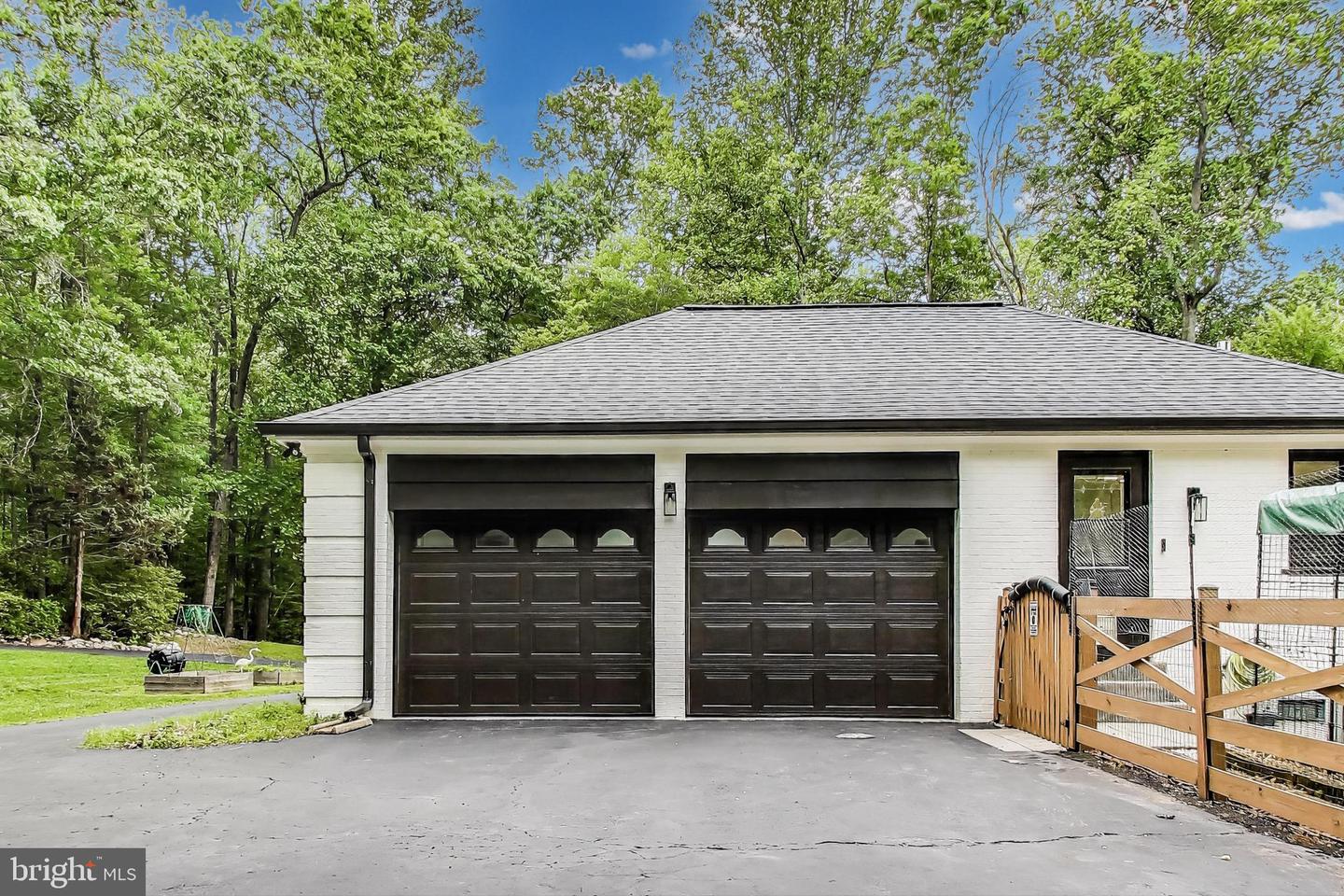7007 CLIFTON RD, CLIFTON, Virginia 20124, 3 Bedrooms Bedrooms, ,2 BathroomsBathrooms,Residential,For sale,7007 CLIFTON RD,VAFX2243194 MLS # VAFX2243194
