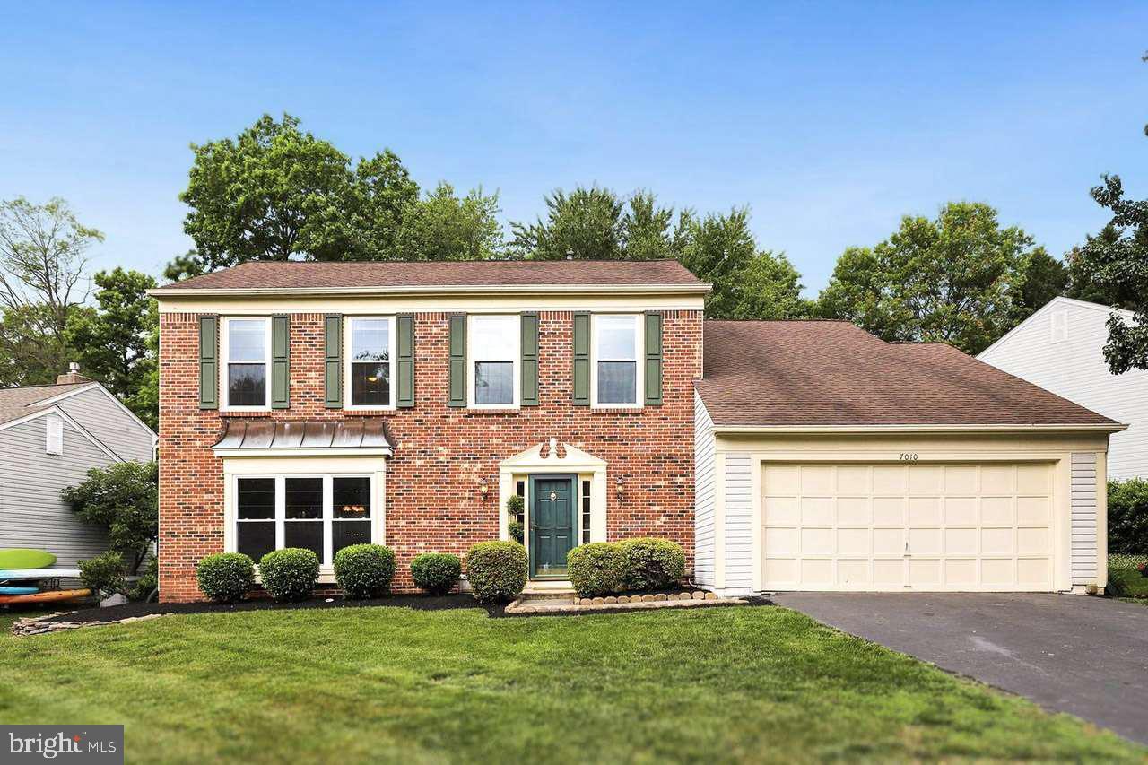 7010 GREEN SPRING LN, ALEXANDRIA, Virginia 22306, 4 Bedrooms Bedrooms, 9 Rooms Rooms,2 BathroomsBathrooms,Residential,For sale,7010 GREEN SPRING LN,VAFX2243206 MLS # VAFX2243206