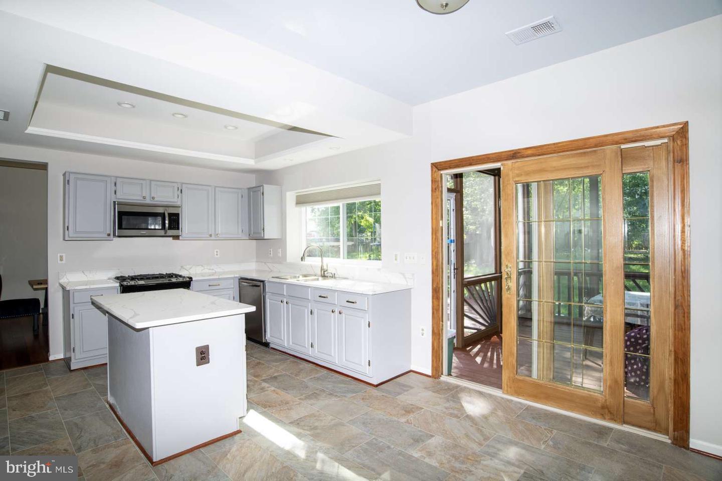 7010 GREEN SPRING LN, ALEXANDRIA, Virginia 22306, 4 Bedrooms Bedrooms, 9 Rooms Rooms,2 BathroomsBathrooms,Residential,For sale,7010 GREEN SPRING LN,VAFX2243206 MLS # VAFX2243206