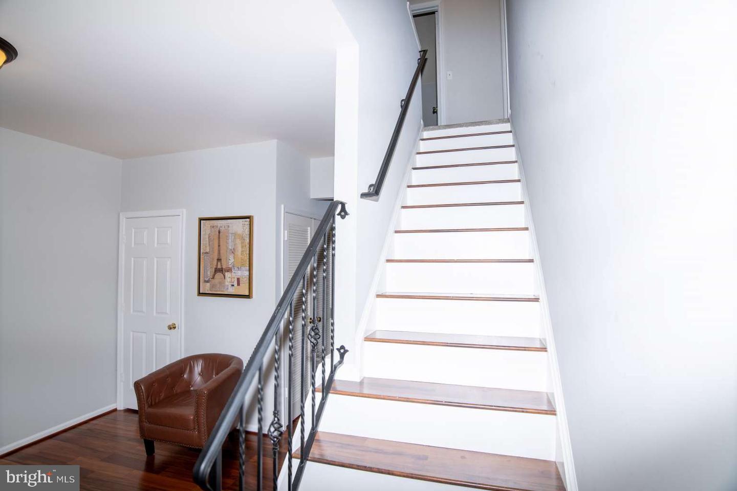 7010 GREEN SPRING LN, ALEXANDRIA, Virginia 22306, 4 Bedrooms Bedrooms, 9 Rooms Rooms,2 BathroomsBathrooms,Residential,For sale,7010 GREEN SPRING LN,VAFX2243206 MLS # VAFX2243206