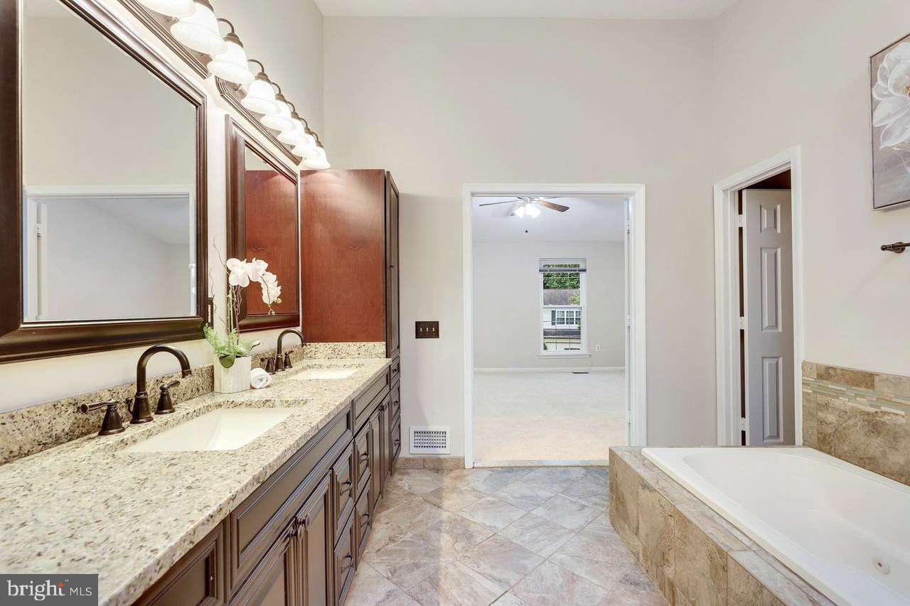 7010 GREEN SPRING LN, ALEXANDRIA, Virginia 22306, 4 Bedrooms Bedrooms, 9 Rooms Rooms,2 BathroomsBathrooms,Residential,For sale,7010 GREEN SPRING LN,VAFX2243206 MLS # VAFX2243206