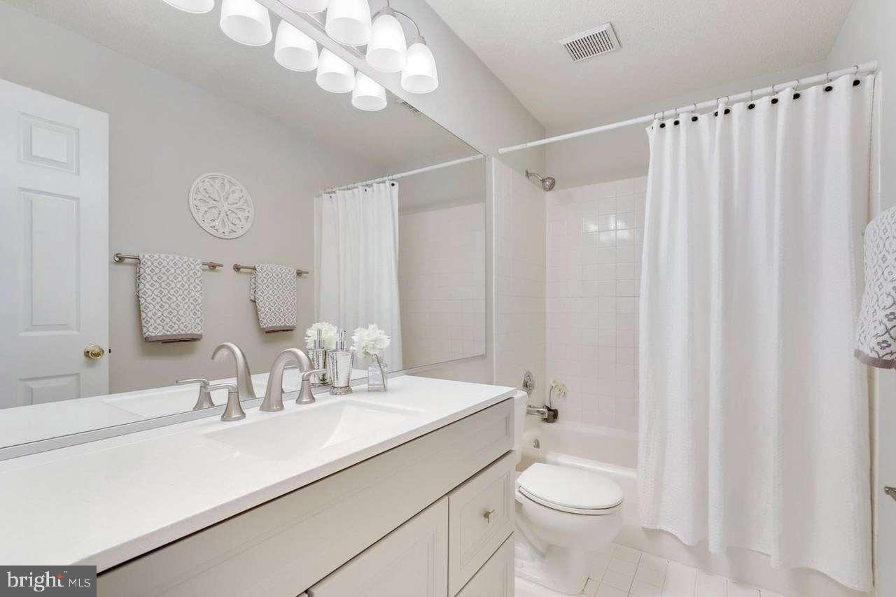 7010 GREEN SPRING LN, ALEXANDRIA, Virginia 22306, 4 Bedrooms Bedrooms, 9 Rooms Rooms,2 BathroomsBathrooms,Residential,For sale,7010 GREEN SPRING LN,VAFX2243206 MLS # VAFX2243206