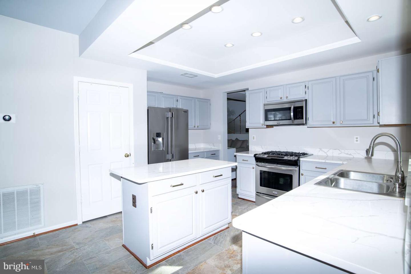 7010 GREEN SPRING LN, ALEXANDRIA, Virginia 22306, 4 Bedrooms Bedrooms, 9 Rooms Rooms,2 BathroomsBathrooms,Residential,For sale,7010 GREEN SPRING LN,VAFX2243206 MLS # VAFX2243206