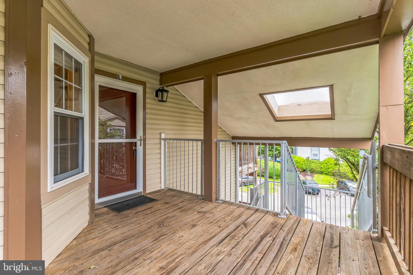 6913 VICTORIA DRIVE #L, ALEXANDRIA, Virginia 22310, 2 Bedrooms Bedrooms, ,2 BathroomsBathrooms,Residential,For sale,6913 VICTORIA DRIVE #L,VAFX2243216 MLS # VAFX2243216