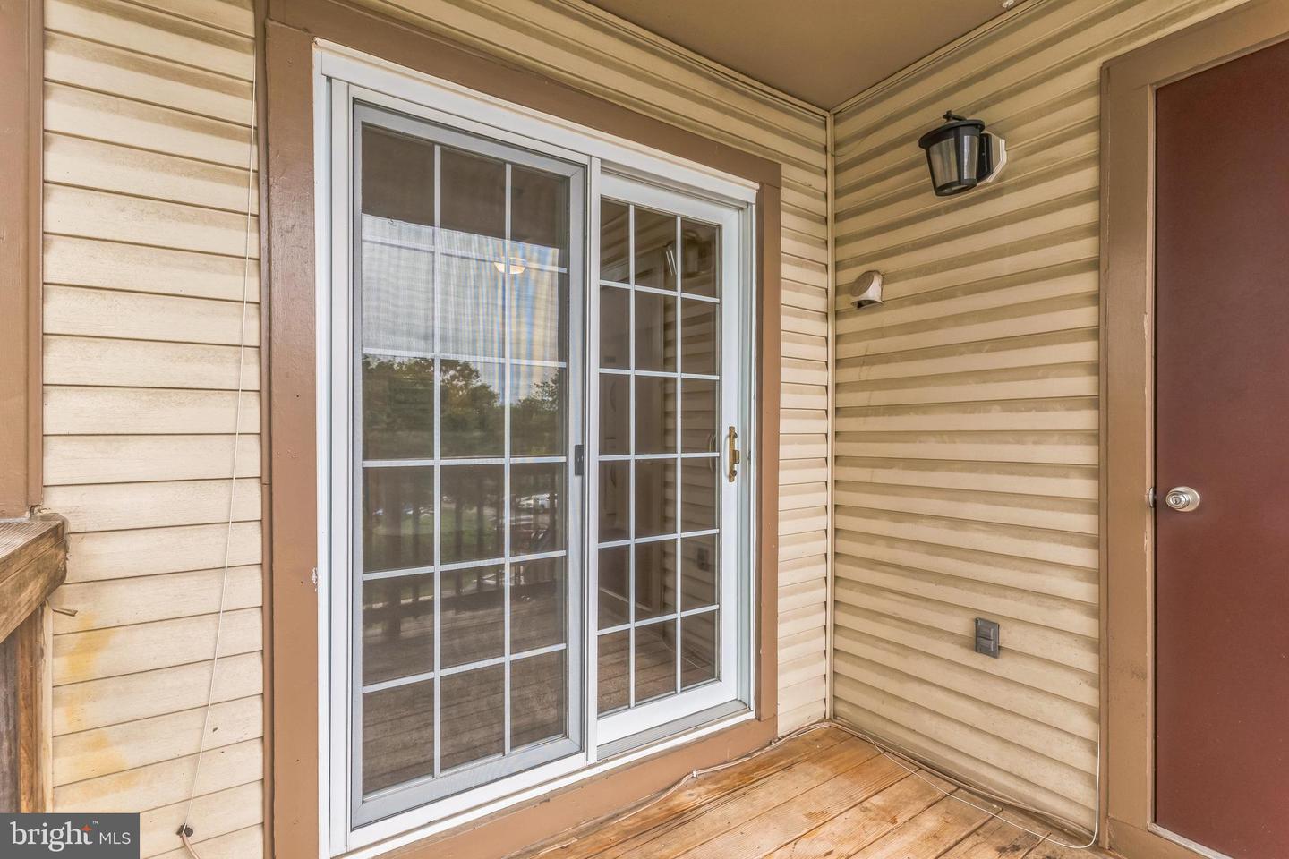 6913 VICTORIA DRIVE #L, ALEXANDRIA, Virginia 22310, 2 Bedrooms Bedrooms, ,2 BathroomsBathrooms,Residential,For sale,6913 VICTORIA DRIVE #L,VAFX2243216 MLS # VAFX2243216