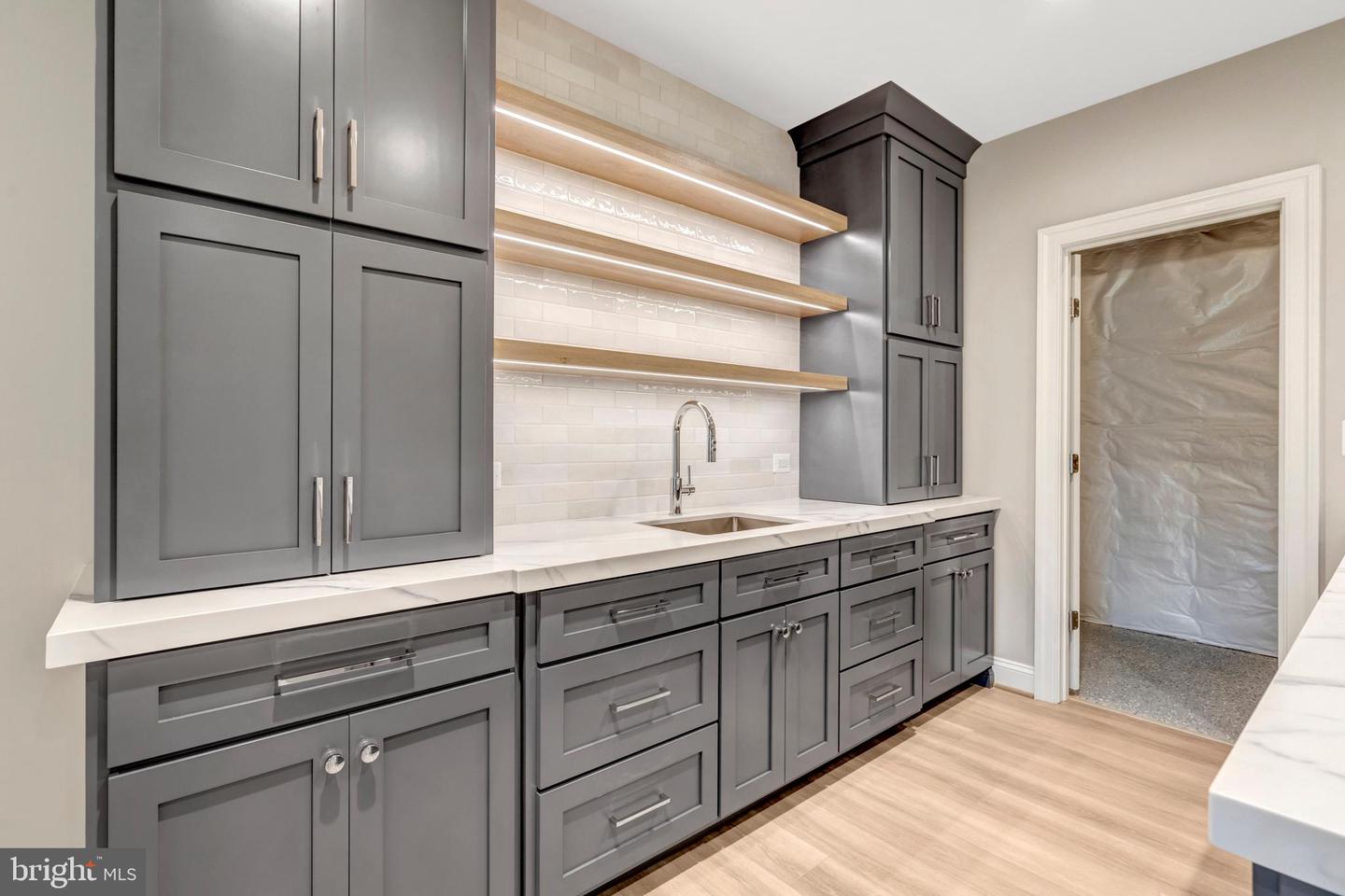 10801 MASON HUNT CT, RESTON, Virginia 20190, 7 Bedrooms Bedrooms, ,6 BathroomsBathrooms,Residential,For sale,10801 MASON HUNT CT,VAFX2242964 MLS # VAFX2242964