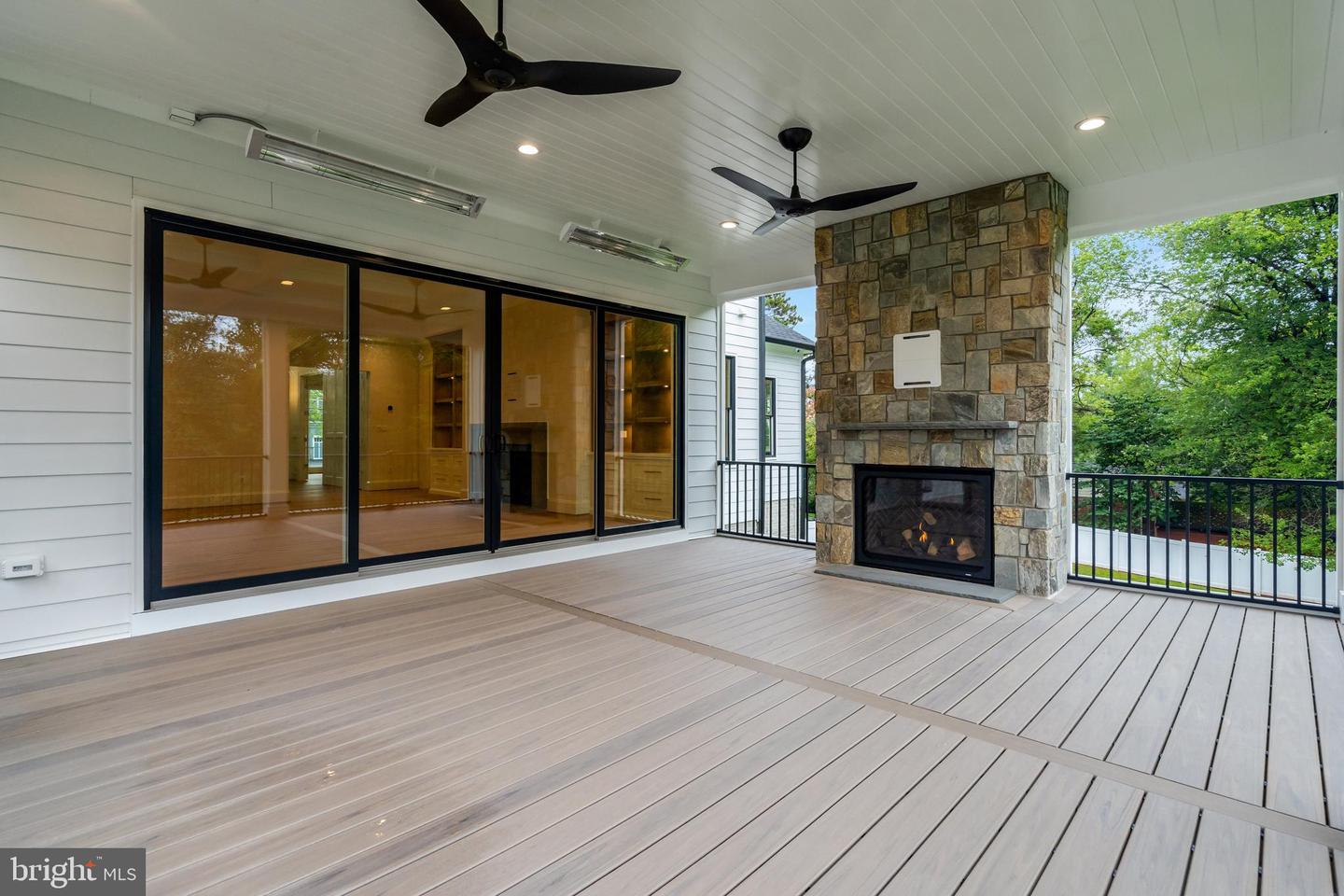 10801 MASON HUNT CT, RESTON, Virginia 20190, 7 Bedrooms Bedrooms, ,6 BathroomsBathrooms,Residential,For sale,10801 MASON HUNT CT,VAFX2242964 MLS # VAFX2242964