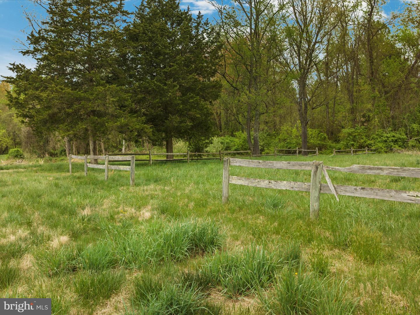 10801 MASON HUNT CT, RESTON, Virginia 20190, 7 Bedrooms Bedrooms, ,6 BathroomsBathrooms,Residential,For sale,10801 MASON HUNT CT,VAFX2242964 MLS # VAFX2242964