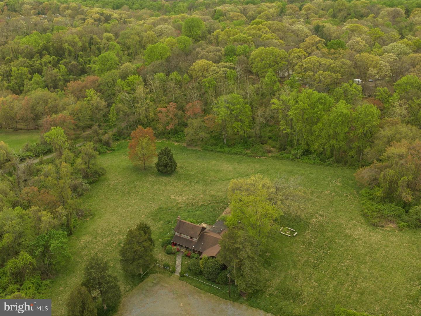 10801 MASON HUNT CT, RESTON, Virginia 20190, 7 Bedrooms Bedrooms, ,6 BathroomsBathrooms,Residential,For sale,10801 MASON HUNT CT,VAFX2242964 MLS # VAFX2242964