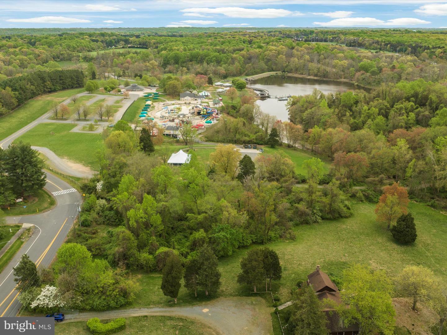 10801 MASON HUNT CT, RESTON, Virginia 20190, 7 Bedrooms Bedrooms, ,6 BathroomsBathrooms,Residential,For sale,10801 MASON HUNT CT,VAFX2242964 MLS # VAFX2242964