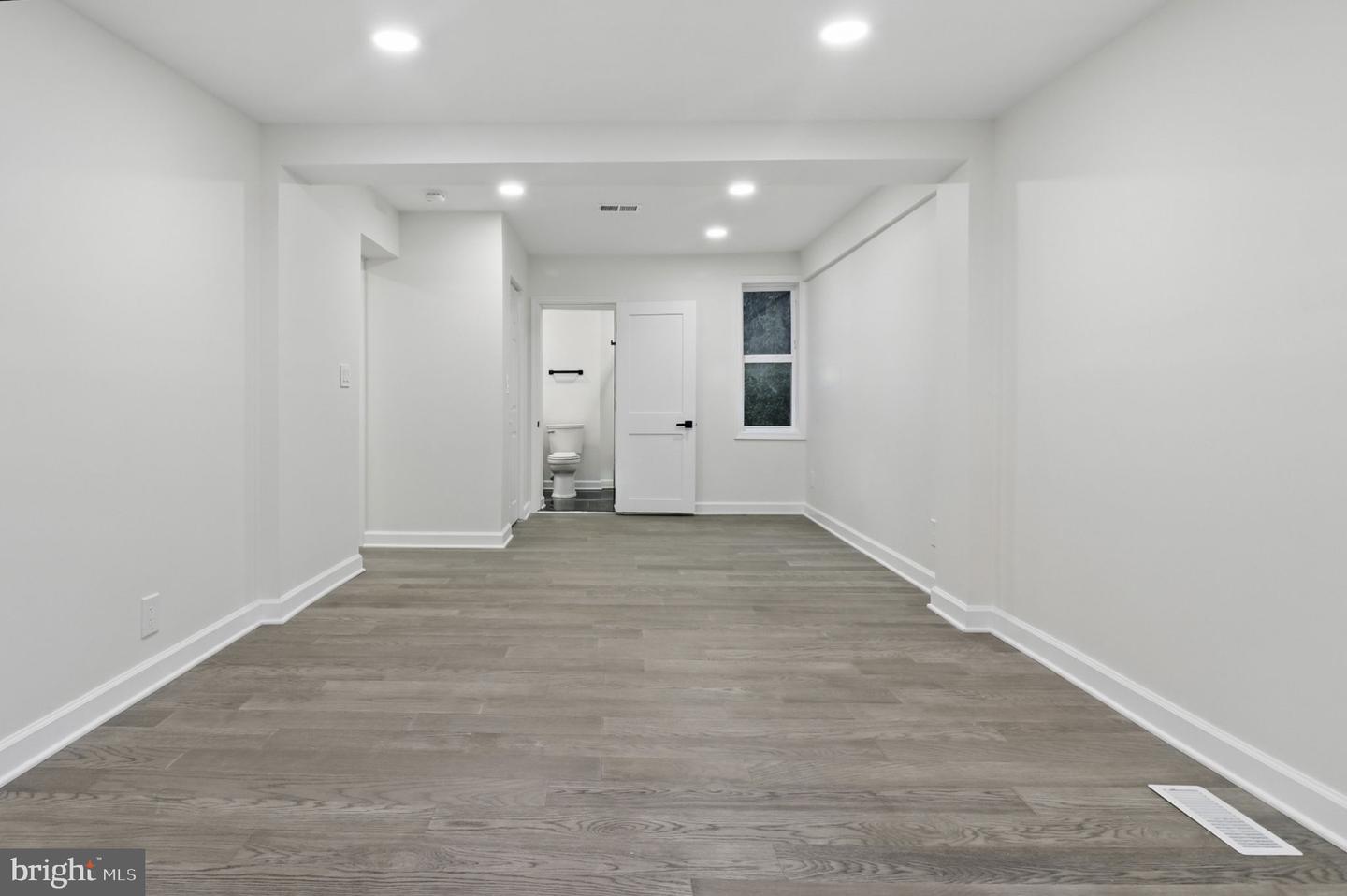 7746 16TH ST NW, WASHINGTON, District Of Columbia 20012, 7 Bedrooms Bedrooms, ,5 BathroomsBathrooms,Residential,For sale,7746 16TH ST NW,DCDC2202302 MLS # DCDC2202302