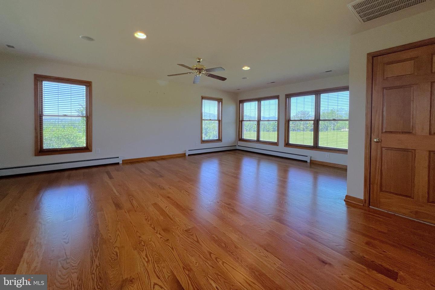 3542 SLATE MILLS RD, SPERRYVILLE, Virginia 22740, 3 Bedrooms Bedrooms, ,4 BathroomsBathrooms,Residential,For sale,3542 SLATE MILLS RD,VARP2001974 MLS # VARP2001974