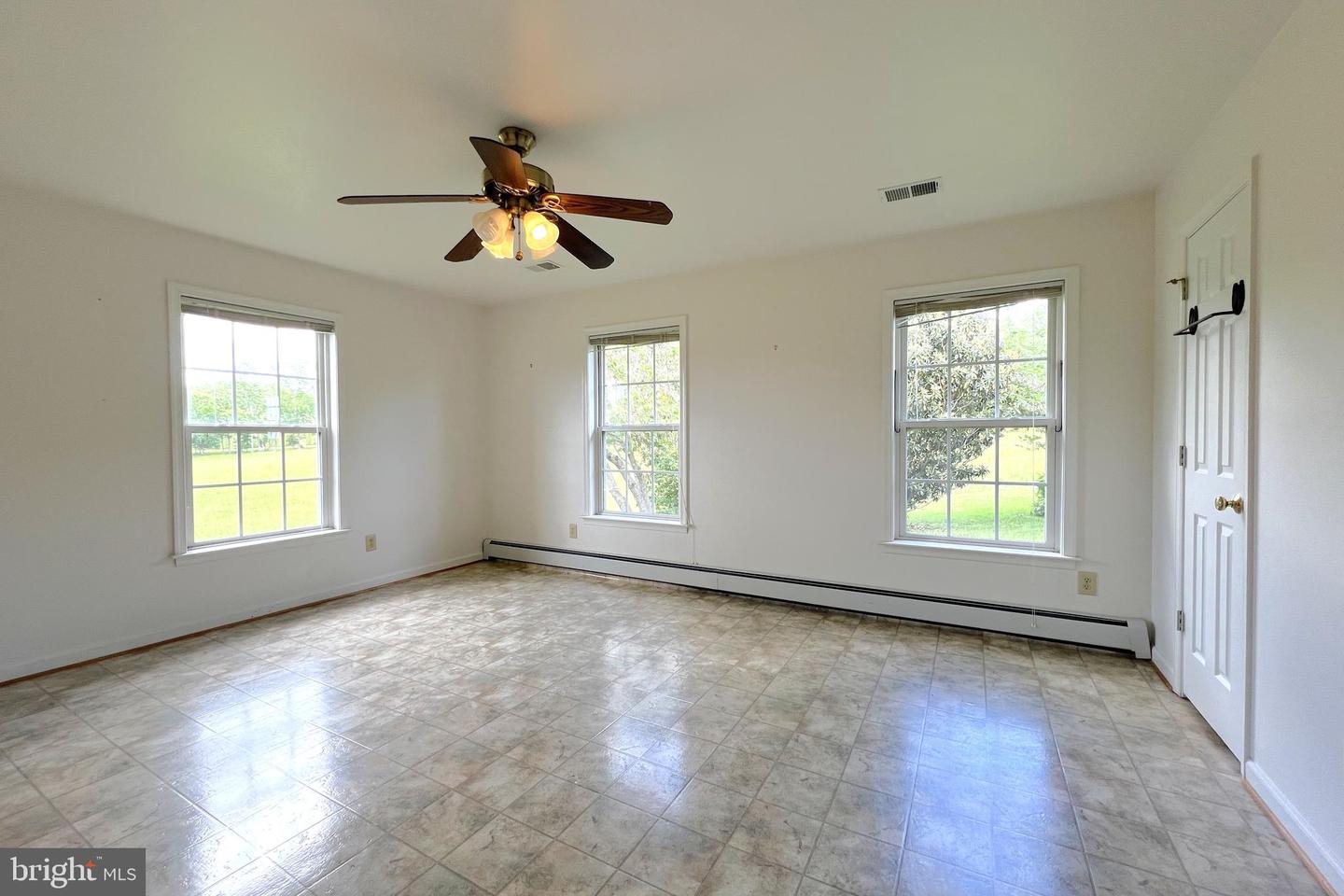 3542 SLATE MILLS RD, SPERRYVILLE, Virginia 22740, 3 Bedrooms Bedrooms, ,4 BathroomsBathrooms,Residential,For sale,3542 SLATE MILLS RD,VARP2001974 MLS # VARP2001974