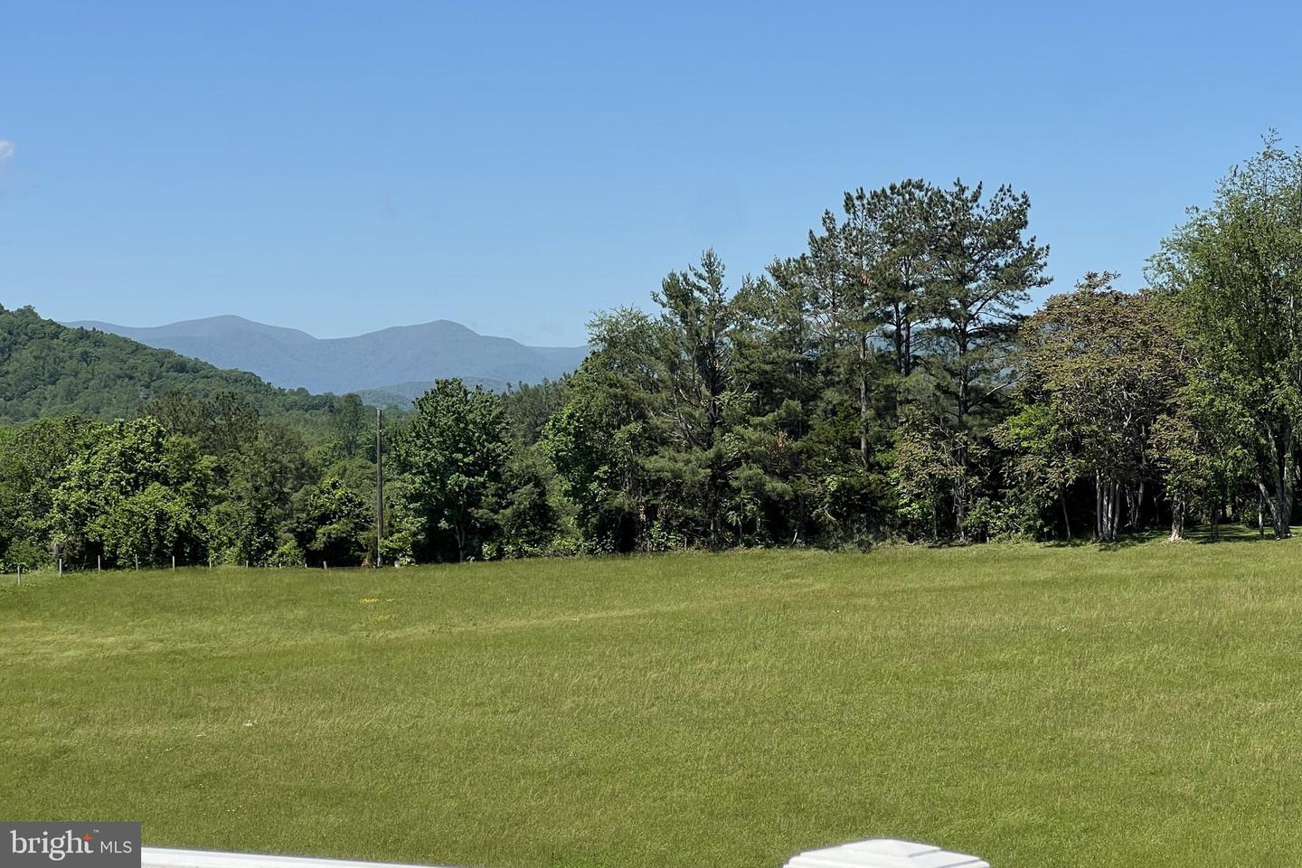 3542 SLATE MILLS RD, SPERRYVILLE, Virginia 22740, 3 Bedrooms Bedrooms, ,4 BathroomsBathrooms,Residential,For sale,3542 SLATE MILLS RD,VARP2001974 MLS # VARP2001974