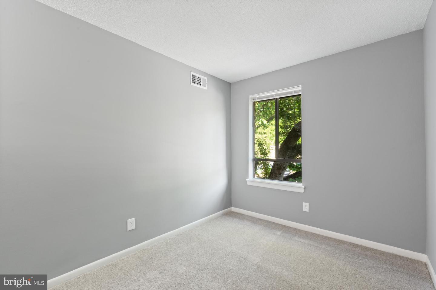 11631 STONEVIEW SQUARE 11631 STONEVIEW SQUARE 12C, RESTON, Virginia 20191, 3 Bedrooms Bedrooms, ,2 BathroomsBathrooms,Residential,For sale,11631 STONEVIEW SQUARE 11631 STONEVIEW SQUARE 12C ,VAFX2230262 MLS # VAFX2230262
