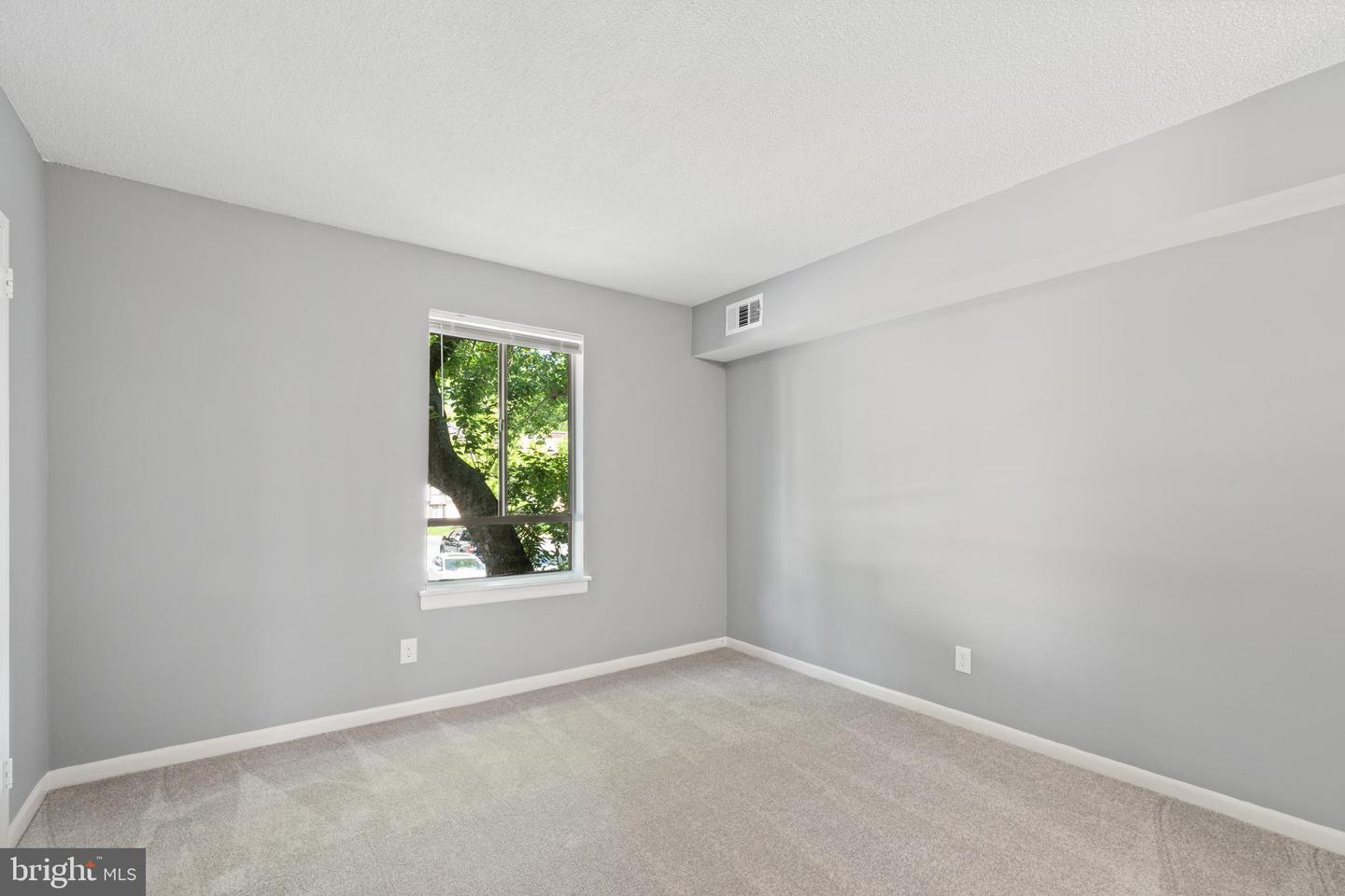 11631 STONEVIEW SQUARE 11631 STONEVIEW SQUARE 12C, RESTON, Virginia 20191, 3 Bedrooms Bedrooms, ,2 BathroomsBathrooms,Residential,For sale,11631 STONEVIEW SQUARE 11631 STONEVIEW SQUARE 12C ,VAFX2230262 MLS # VAFX2230262