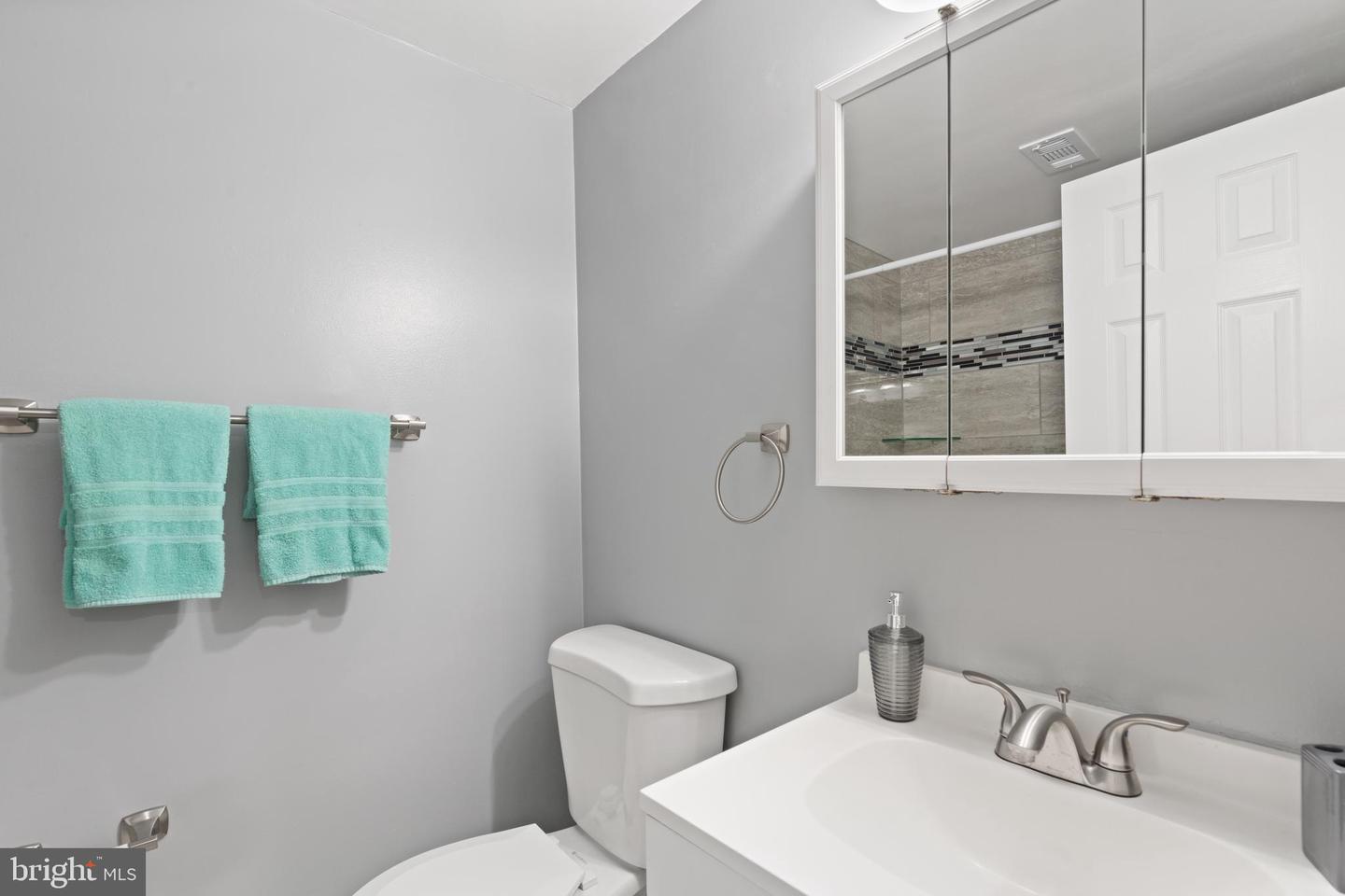 11631 STONEVIEW SQUARE 11631 STONEVIEW SQUARE 12C, RESTON, Virginia 20191, 3 Bedrooms Bedrooms, ,2 BathroomsBathrooms,Residential,For sale,11631 STONEVIEW SQUARE 11631 STONEVIEW SQUARE 12C ,VAFX2230262 MLS # VAFX2230262