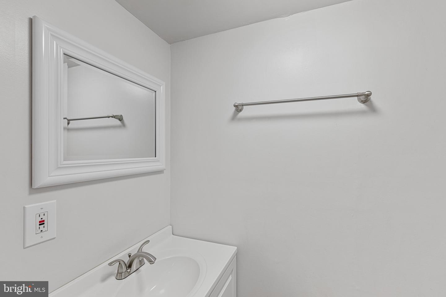 2802 BRUCE PL SE, WASHINGTON, District Of Columbia 20020, 3 Bedrooms Bedrooms, ,2 BathroomsBathrooms,Residential,For sale,2802 BRUCE PL SE,DCDC2195288 MLS # DCDC2195288