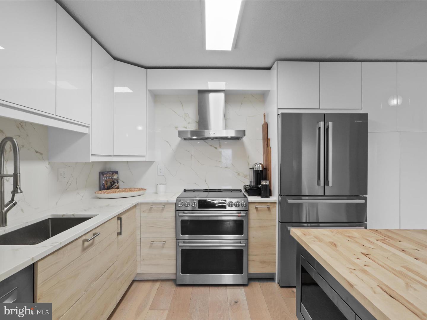 8340 GREENSBORO DR #902, MCLEAN, Virginia 22102, 1 Bedroom Bedrooms, ,1 BathroomBathrooms,Residential,For sale,8340 GREENSBORO DR #902,VAFX2236466 MLS # VAFX2236466