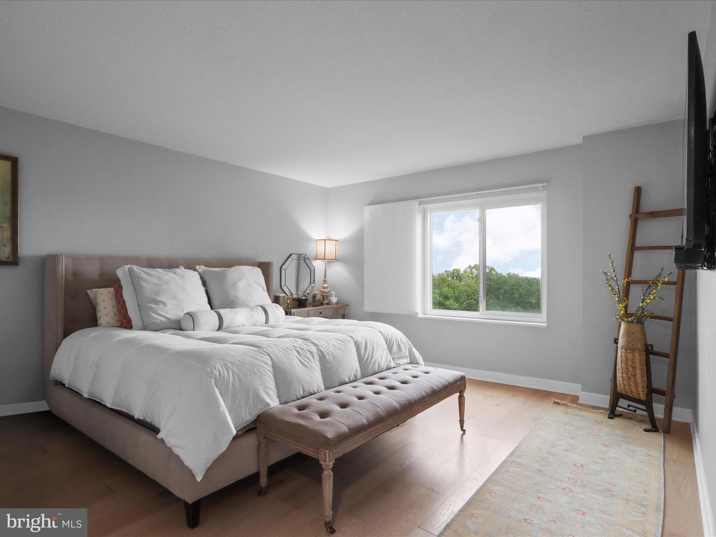 8340 GREENSBORO DR #902, MCLEAN, Virginia 22102, 1 Bedroom Bedrooms, ,1 BathroomBathrooms,Residential,For sale,8340 GREENSBORO DR #902,VAFX2236466 MLS # VAFX2236466