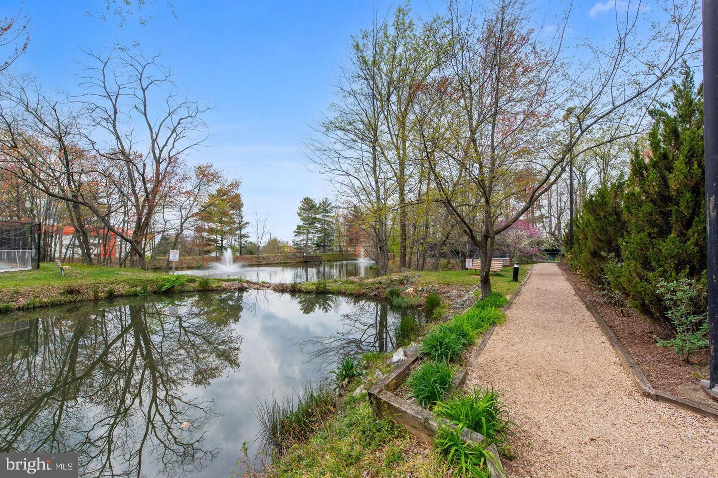 8340 GREENSBORO DR #902, MCLEAN, Virginia 22102, 1 Bedroom Bedrooms, ,1 BathroomBathrooms,Residential,For sale,8340 GREENSBORO DR #902,VAFX2236466 MLS # VAFX2236466