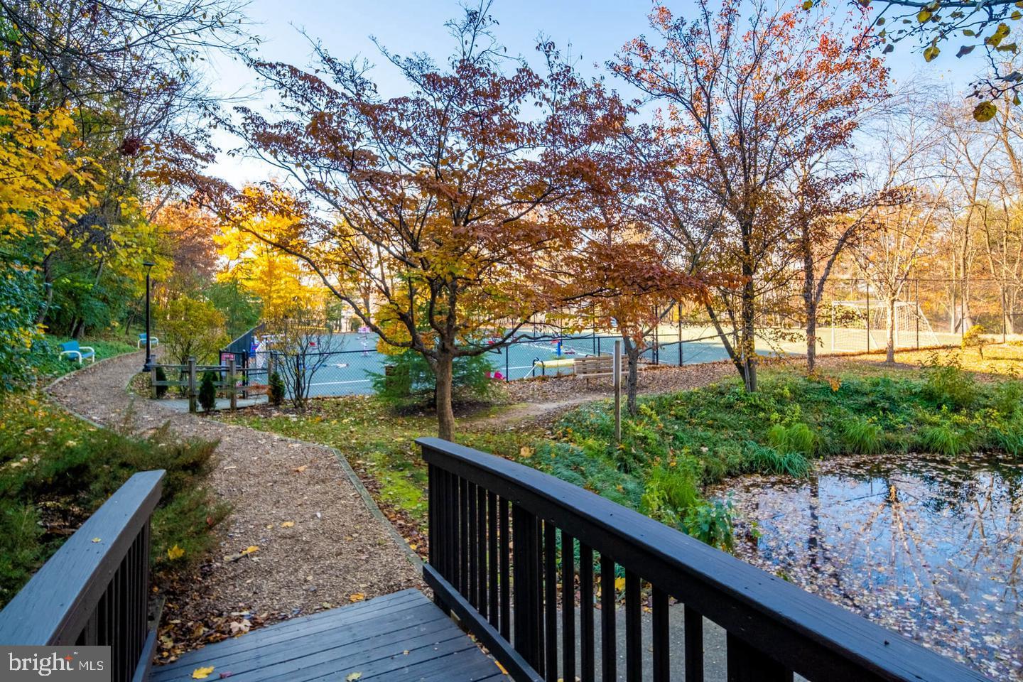 8340 GREENSBORO DR #902, MCLEAN, Virginia 22102, 1 Bedroom Bedrooms, ,1 BathroomBathrooms,Residential,For sale,8340 GREENSBORO DR #902,VAFX2236466 MLS # VAFX2236466