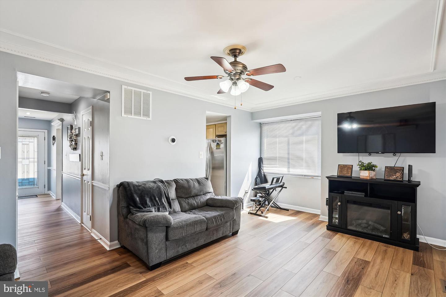 302 ARGUS PL, STERLING, Virginia 20164, 3 Bedrooms Bedrooms, ,2 BathroomsBathrooms,Residential,For sale,302 ARGUS PL,VALO2095056 MLS # VALO2095056