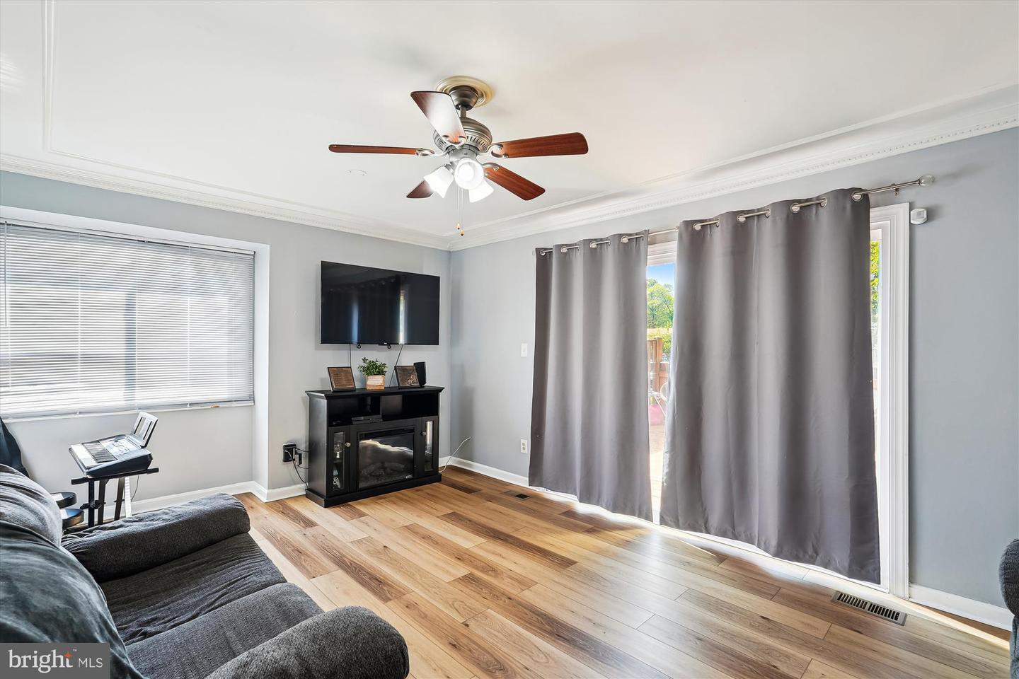 302 ARGUS PL, STERLING, Virginia 20164, 3 Bedrooms Bedrooms, ,2 BathroomsBathrooms,Residential,For sale,302 ARGUS PL,VALO2095056 MLS # VALO2095056