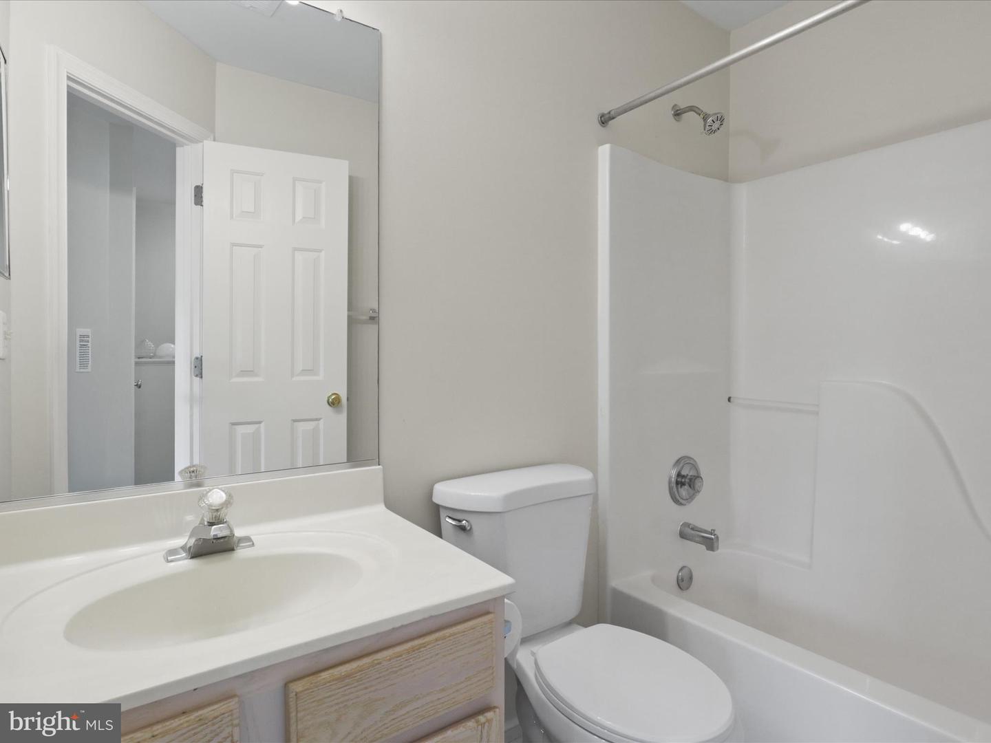 109 DONELSON LOOP, STAFFORD, Virginia 22554, 3 Bedrooms Bedrooms, ,2 BathroomsBathrooms,Residential,For sale,109 DONELSON LOOP,VAST2038366 MLS # VAST2038366