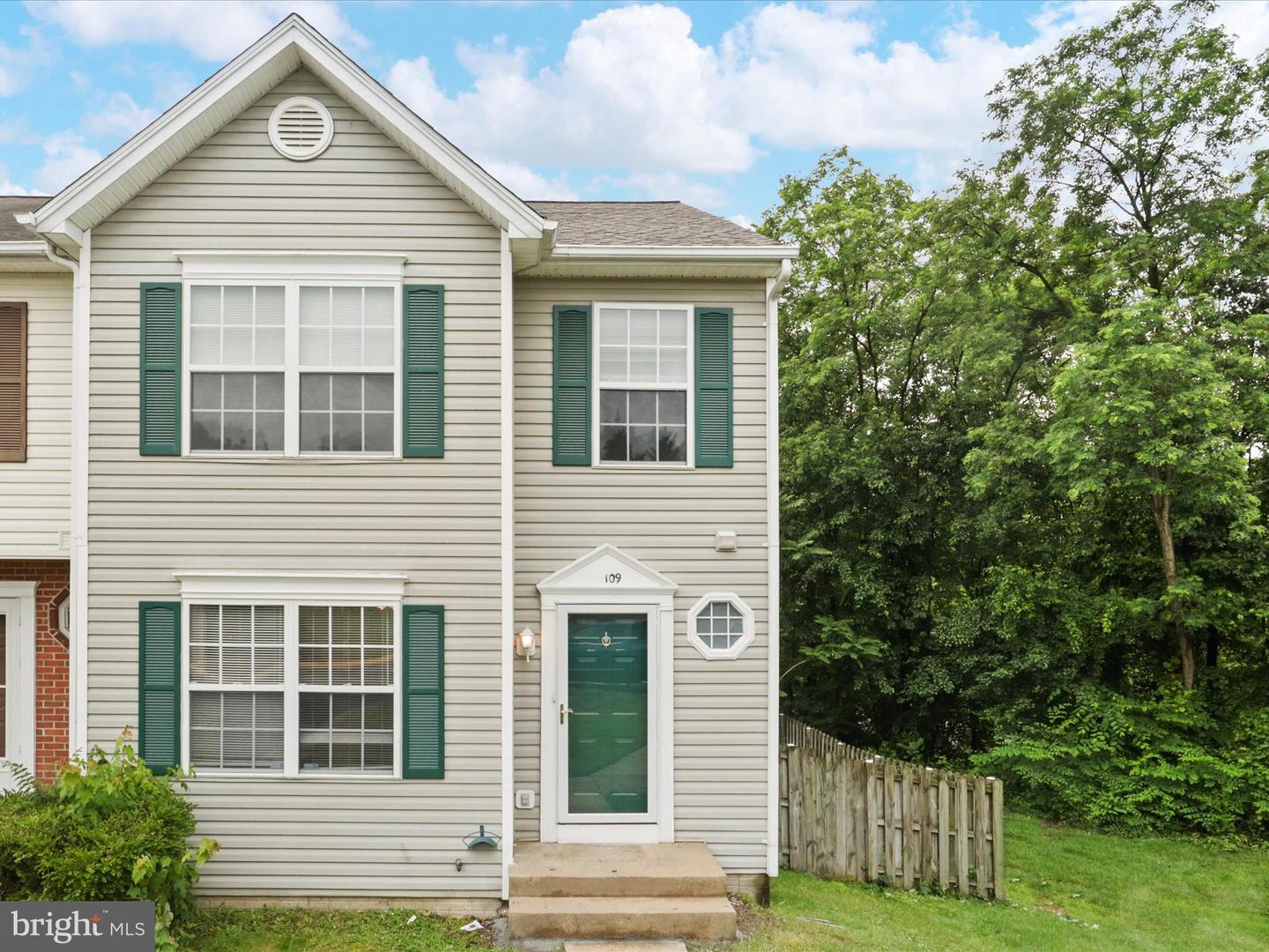 109 DONELSON LOOP, STAFFORD, Virginia 22554, 3 Bedrooms Bedrooms, ,2 BathroomsBathrooms,Residential,For sale,109 DONELSON LOOP,VAST2038366 MLS # VAST2038366