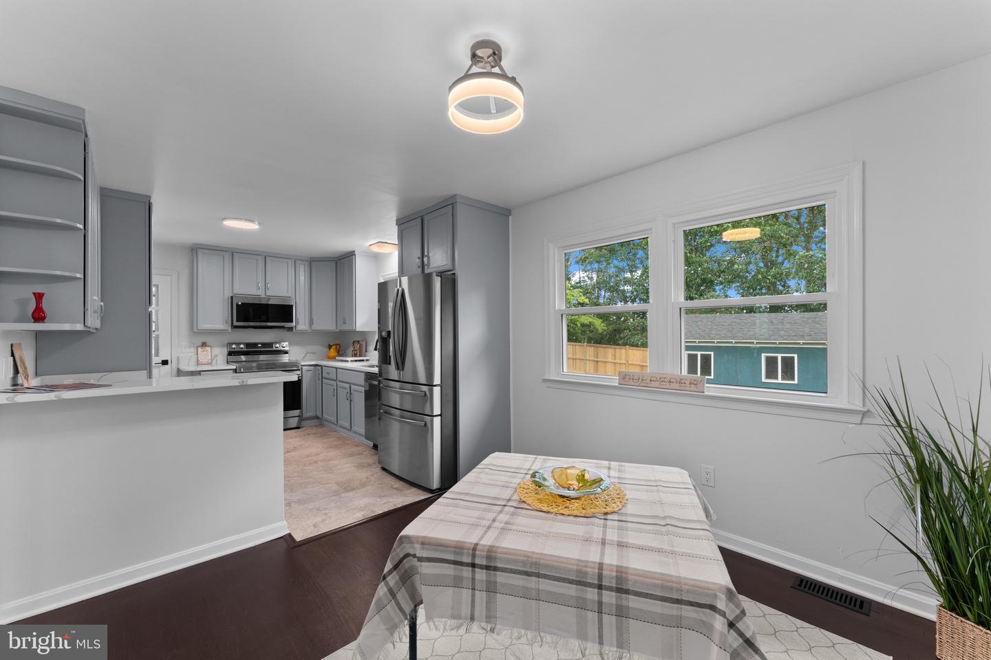 13179 SCOTTS MILL RD, CULPEPER, Virginia 22701, 3 Bedrooms Bedrooms, 8 Rooms Rooms,3 BathroomsBathrooms,Residential,For sale,13179 SCOTTS MILL RD,VACU2010430 MLS # VACU2010430